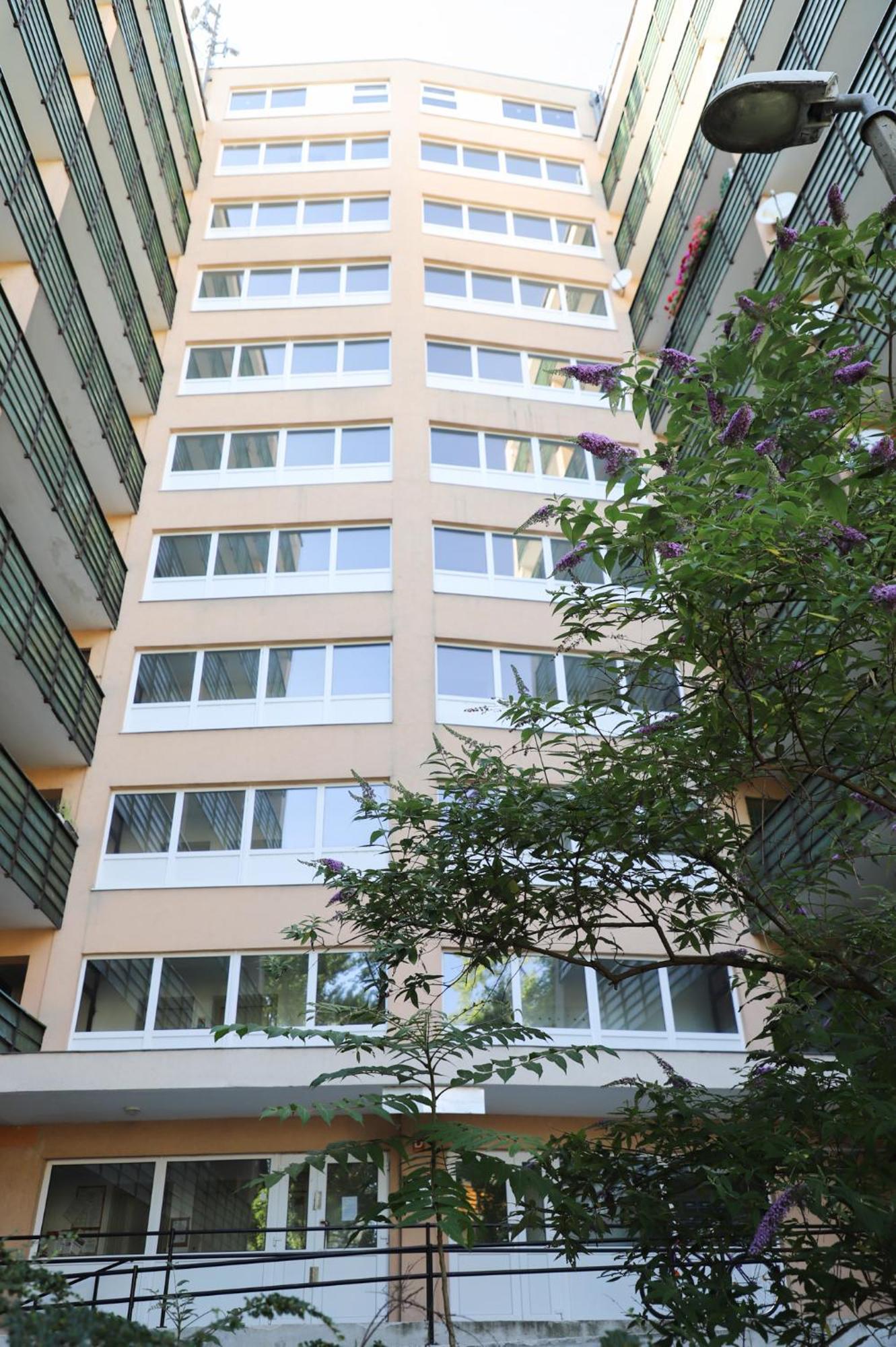 Ueveghid Apartman Sátoraljaújhely エクステリア 写真